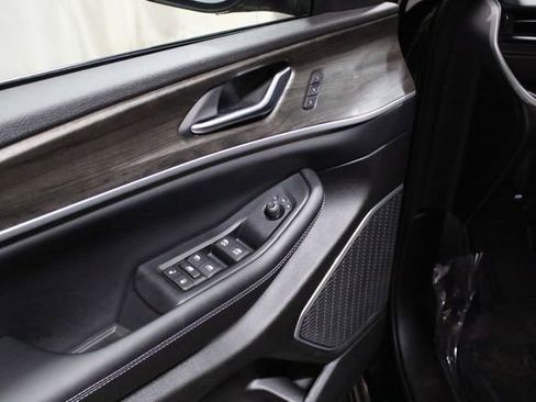 New 2026 Jeep Grand Cherokee Limited image 24