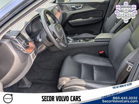 Used 2023 Volvo XC60 B5 Ultimate AWD/4WD image 14