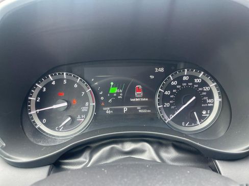 Used 2020 Toyota Highlander XLE image 14