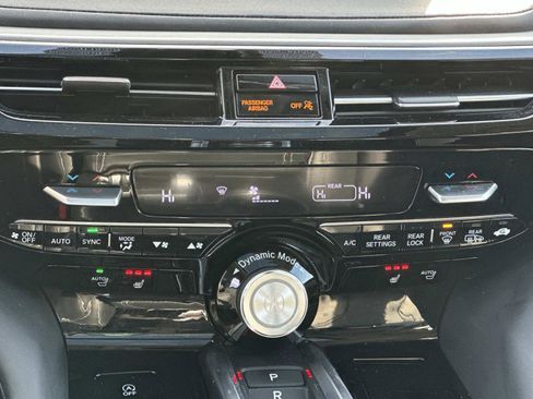 Certified 2023 Acura MDX SH-AWD w/ Technology Package image 23