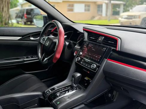 Used 2021 Honda Civic Sport image 14