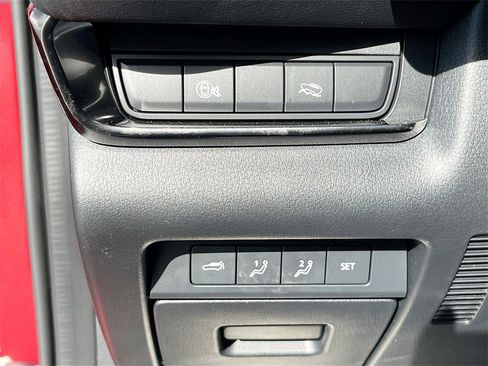 Used 2024 MAZDA CX-30 AWD 2.5 S w/ Premium Package image 9