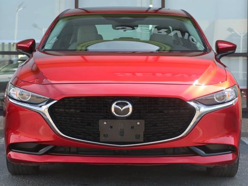 Used 2025 MAZDA MAZDA3 s FWD image 2