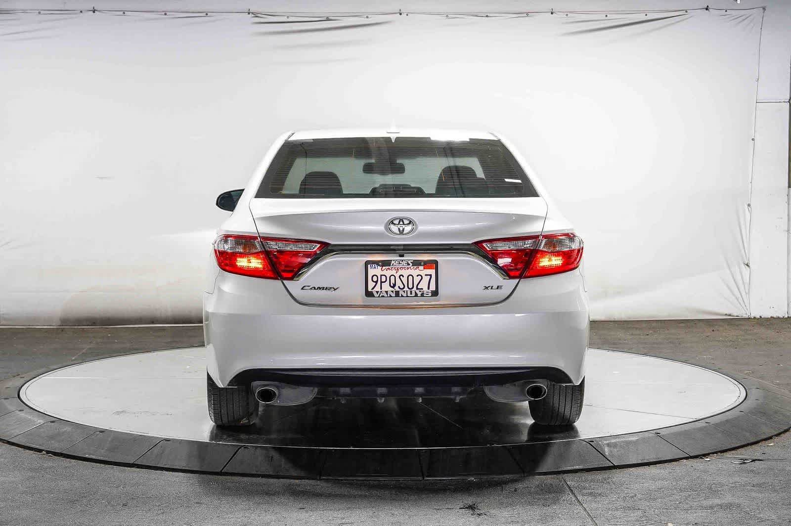 Certified 2016 Toyota Camry XLE w/ Advanced Technology Package FWD image 4