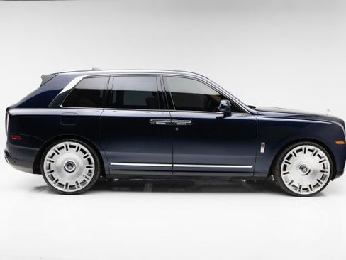 Used 2019 Rolls-Royce Cullinan image 15