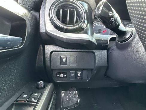 Used 2023 Toyota Tacoma TRD Sport RWD image 26