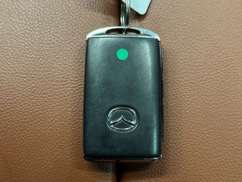 Used 2023 MAZDA CX-50 Meridian Edition w/ Apex Package image 17