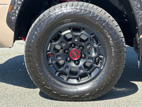 Used 2025 Toyota Tundra TRD Pro w/ Tow Tech Package AWD/4WD image 26