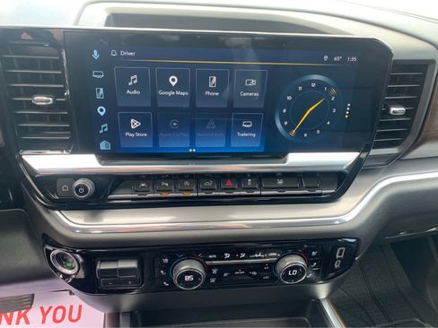 Used 2024 Chevrolet Silverado 1500 High Country w/ High Country Premium Package AWD/4WD image 17