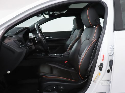 Used 2022 Cadillac CT4 V w/ Navigation Package image 13