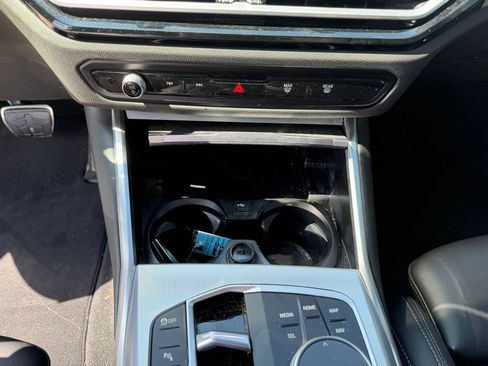 Certified 2023 BMW 330i Sedan w/ M Sport Package RWD image 18
