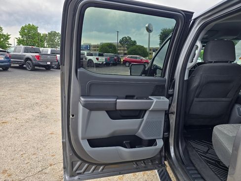 Used 2022 Ford F150 XLT w/ Equipment Group 302A High AWD/4WD image 17