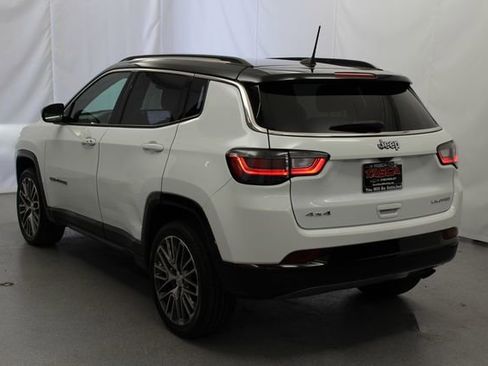 Used 2022 Jeep Compass Limited w/ Elite Group AWD/4WD image 13