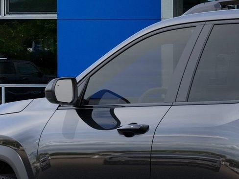 New 2027 Chevrolet Equinox RS w/ Convenience Package III AWD/4WD image 12