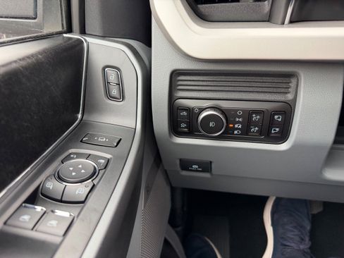 New 2026 Ford F350 XLT w/ XLT Premium Package AWD/4WD image 29