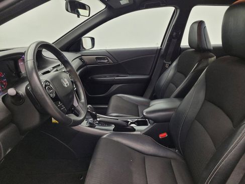 Used 2017 Honda Accord Sport image 17