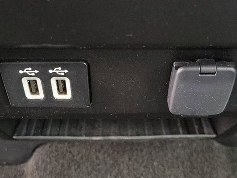 Used 2020 Ford F150 XLT w/ XTR Package image 34