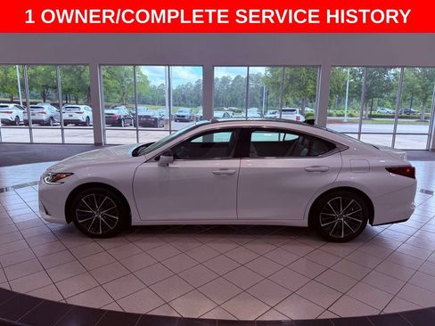 Certified 2024 Lexus ES 350 w/ Premium Package FWD image 4