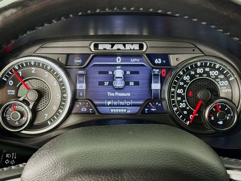 Used 2021 RAM 1500 Big Horn AWD/4WD image 14