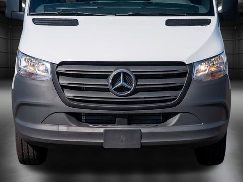 Used 2024 Mercedes-Benz Sprinter 144 Cargo image 11