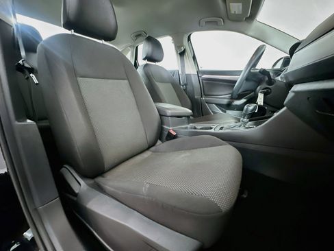 Used 2019 Volkswagen Jetta S w/ Driver Assistance Package FWD image 29
