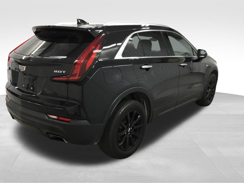 Used 2019 Cadillac XT4 Luxury w/ Cold Weather Package AWD/4WD image 32