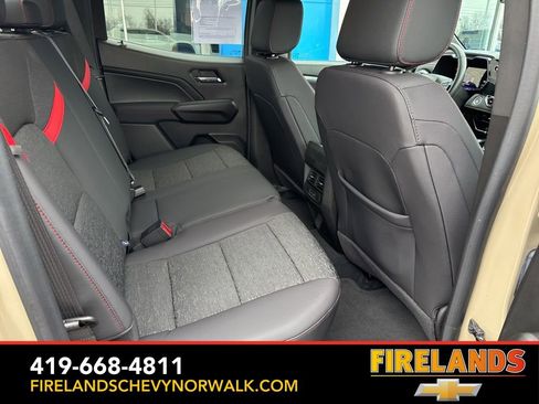 Certified 2024 Chevrolet Colorado Z71 w/ Z71 Convenience Package 2 image 28