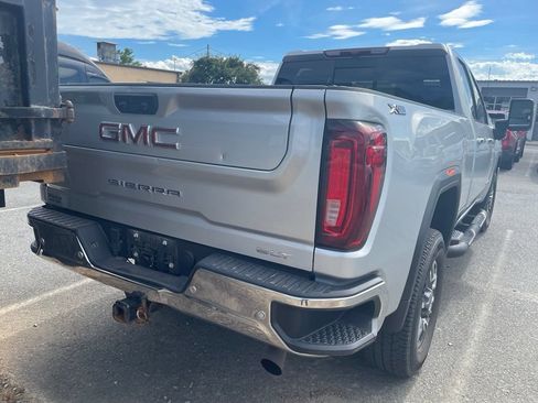 Used 2023 GMC Sierra 2500 SLT w/ SLT Preferred Package AWD/4WD image 6