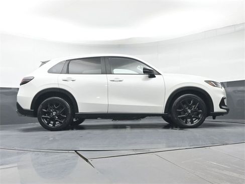 Used 2023 Honda HR-V Sport image 30