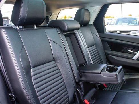 Used 2021 Land Rover Discovery Sport S image 40