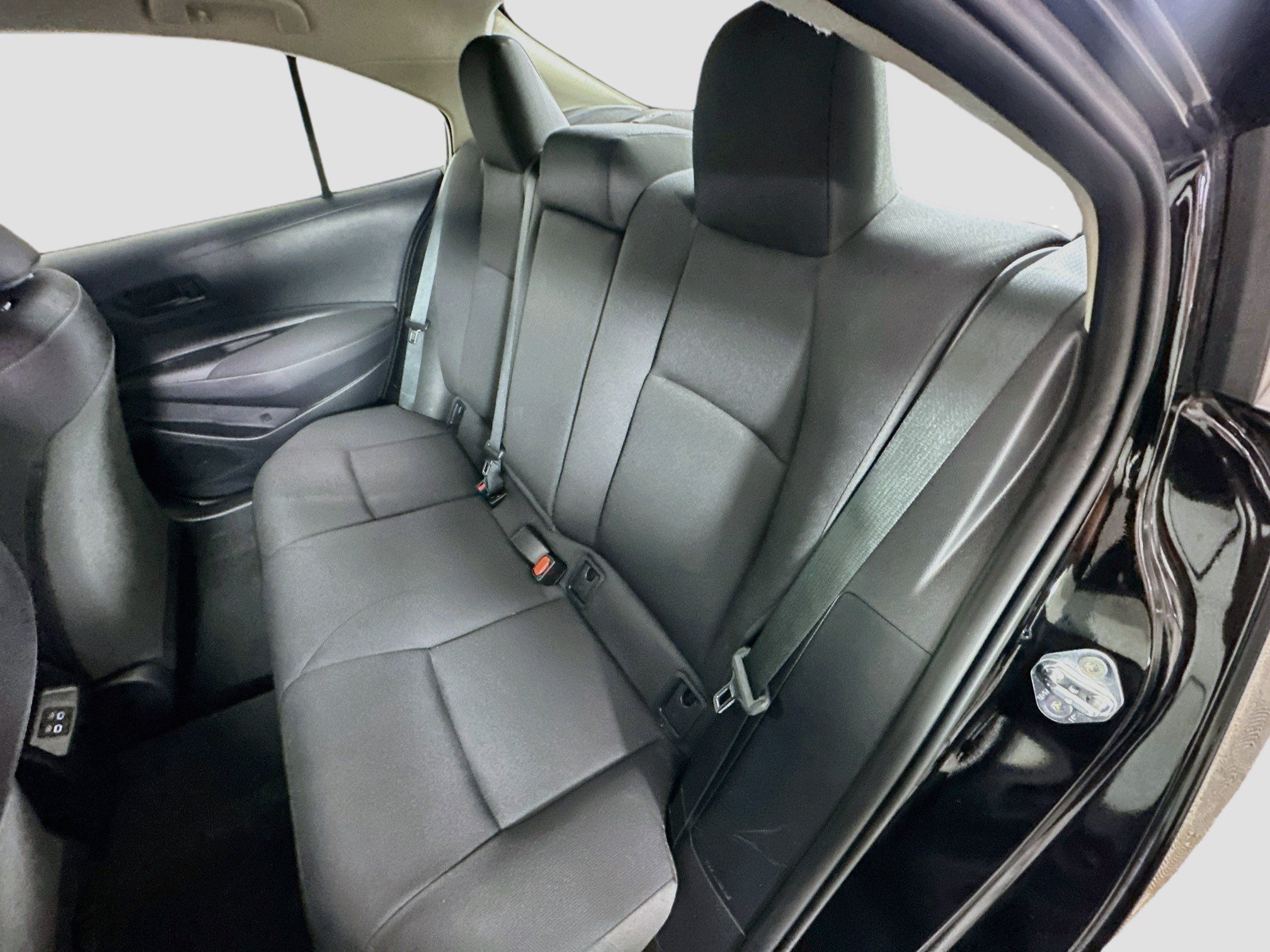 Used 2026 Toyota Corolla LE FWD image 27