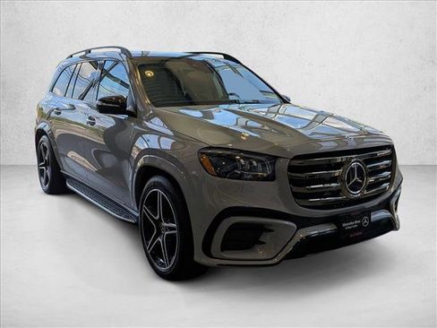 New 2026 Mercedes-Benz GLS 450 4MATIC image 5