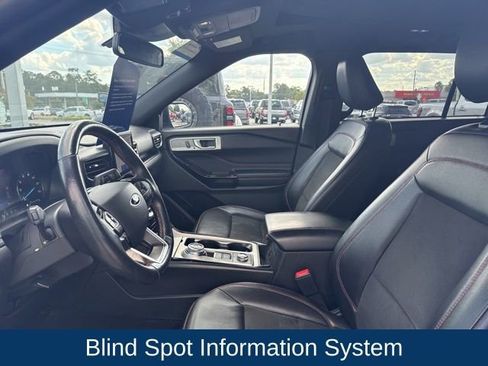 Certified 2022 Ford Explorer ST-Line w/ Class IV Trailer Tow Package image 10