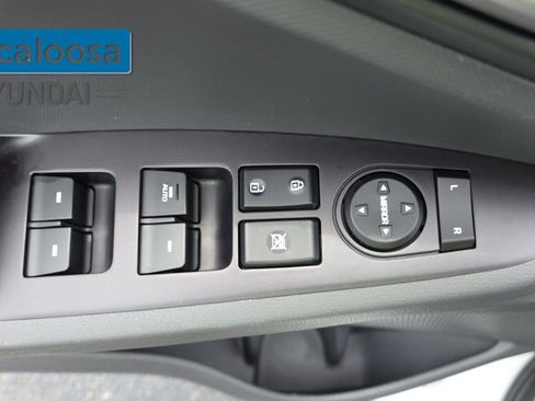 Used 2019 Hyundai Ioniq Blue FWD image 12