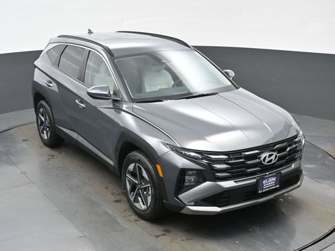 Certified 2025 Hyundai Tucson SEL image 40
