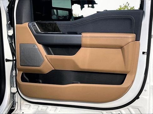 Used 2024 Ford F250 Lariat w/ Lariat Ultimate Package image 25