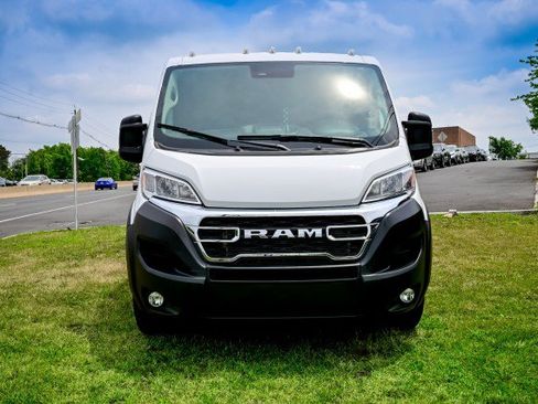 Used 2025 RAM ProMaster 2500 w/ U-Haul Equipment Group FWD image 2