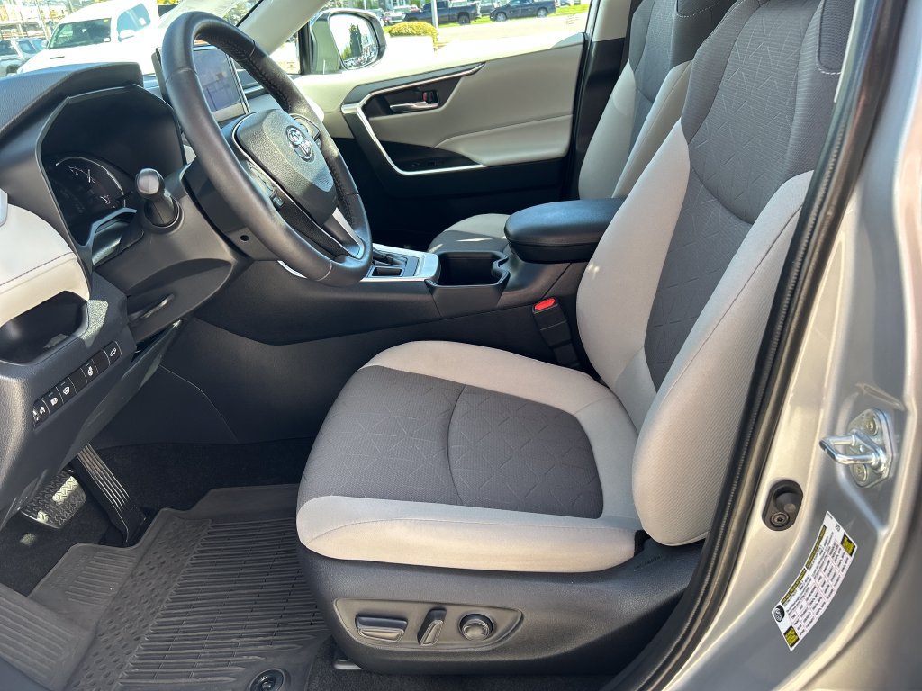 Certified 2024 Toyota RAV4 XLE w/ Convenience Package AWD/4WD image 10