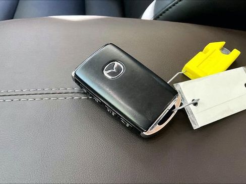 Used 2025 MAZDA CX-30 AWD 2.5 S w/ Premium Package image 32