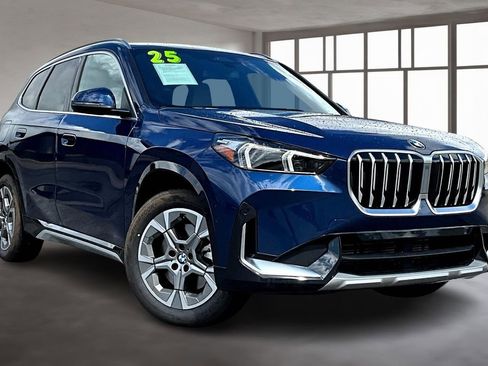 Used 2025 BMW X1 xDrive28i image 3