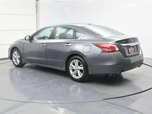 Used 2015 Nissan Altima 2.5 SL w/ Technology Package FWD image 22