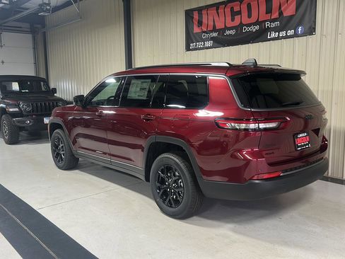 New 2026 Jeep Grand Cherokee L 4WD image 3