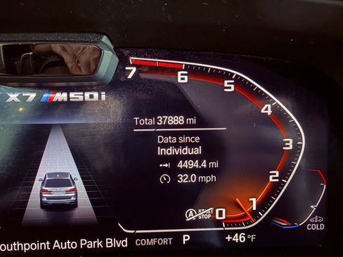 Used 2022 BMW X7 M50i image 27