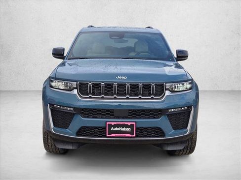 New 2026 Jeep Grand Cherokee L Limited AWD/4WD image 6