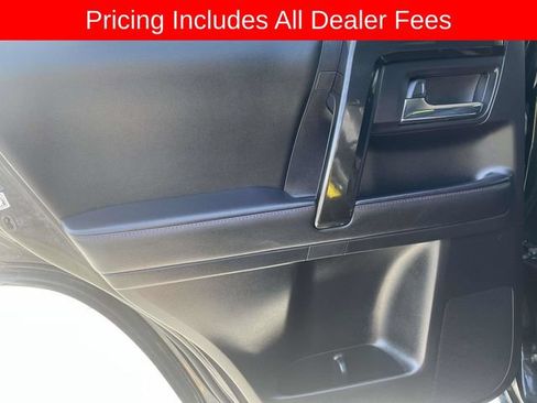 Used 2023 Toyota 4Runner TRD Off-Road Premium w/ Moonroof Package AWD/4WD image 15