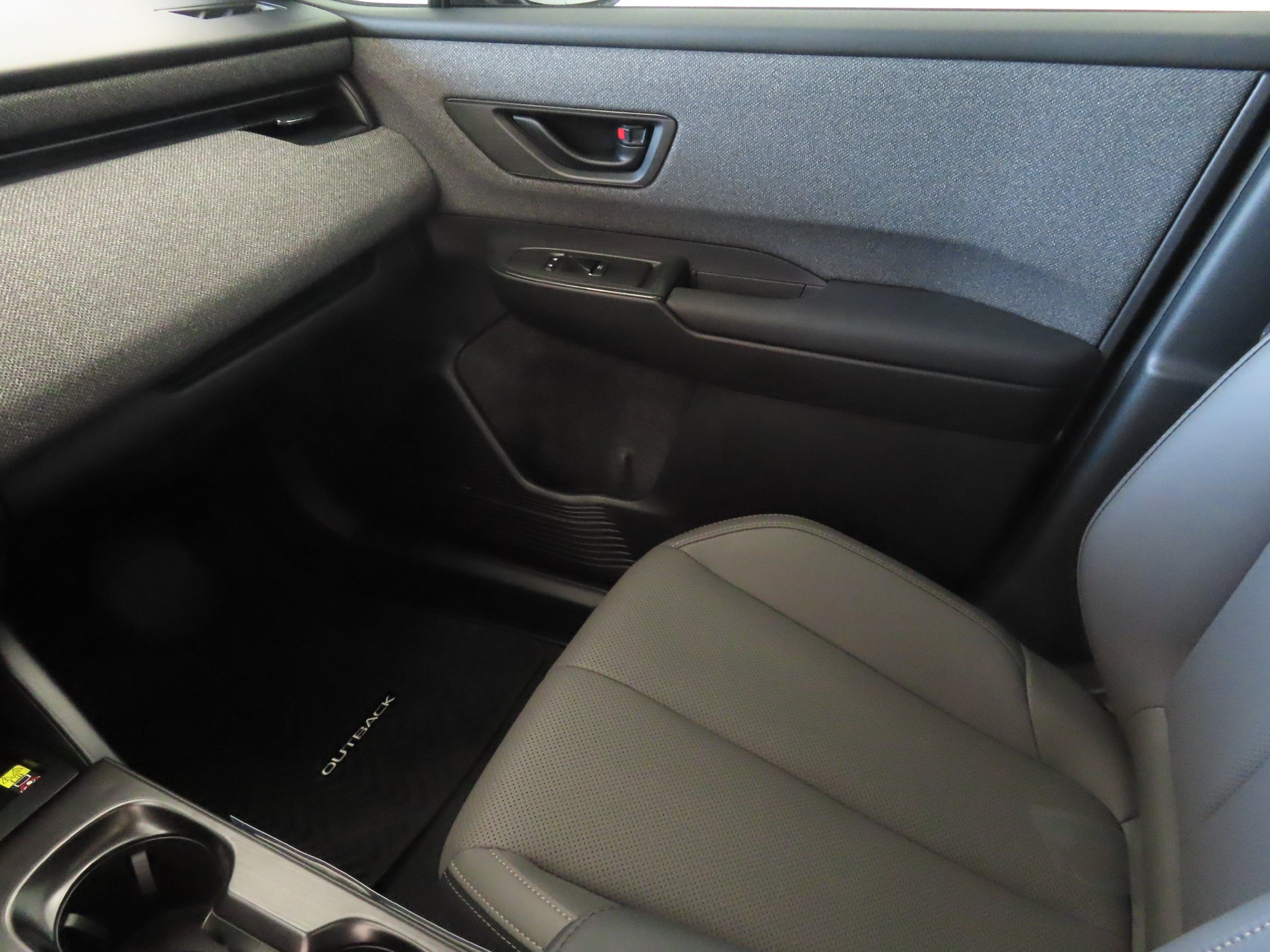 New 2026 Subaru Outback Limited XT AWD/4WD image 18
