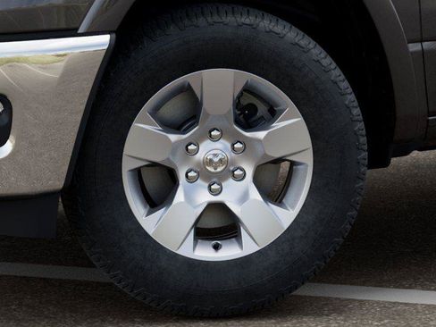 Used 2026 RAM 1500 Big Horn AWD/4WD image 8
