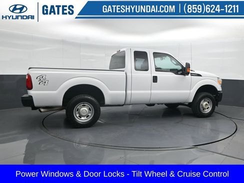 Used 2015 Ford F250 XL w/ Power Equipment Group AWD/4WD image 3
