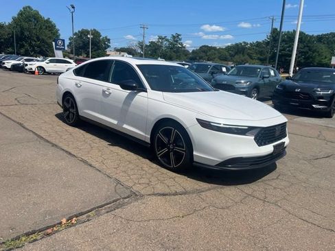 Used 2025 Honda Accord Sport image 21