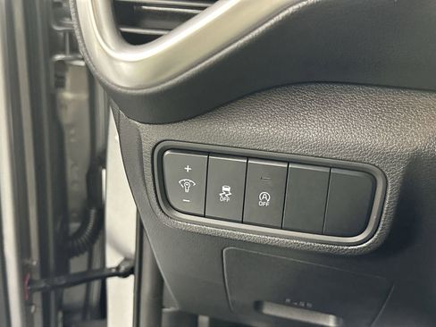 Used 2025 Kia Soul S image 18